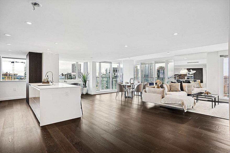 3306 1111 Richards Street