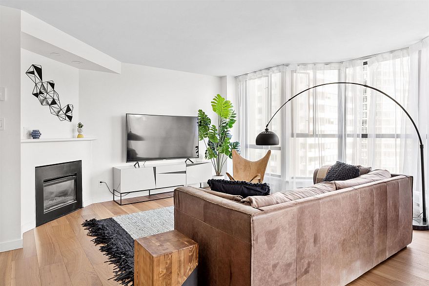 903 789 Jervis Street