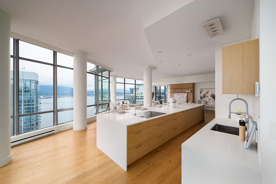 2901 1228 W Hastings Street