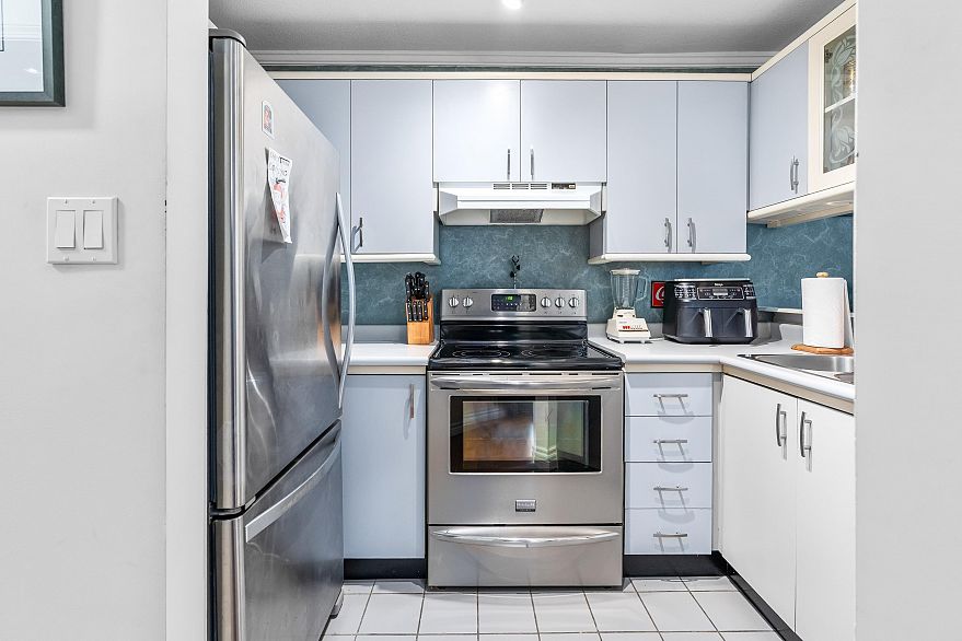 109 1925 W 2nd Avenue