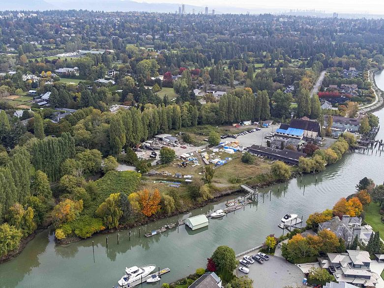 7520 Balaclava Street