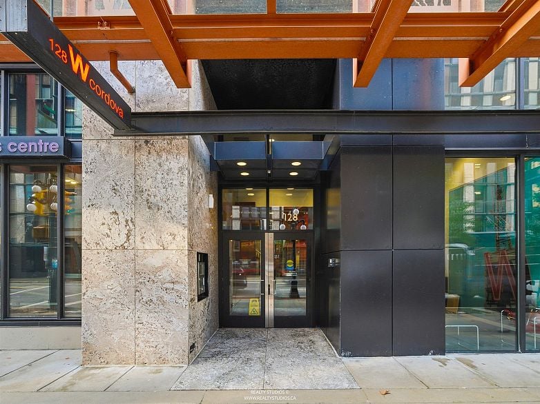 908 128 W Cordova Street