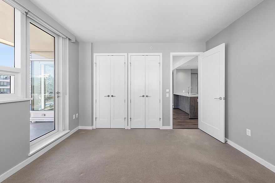 1004 1661 Ontario Street