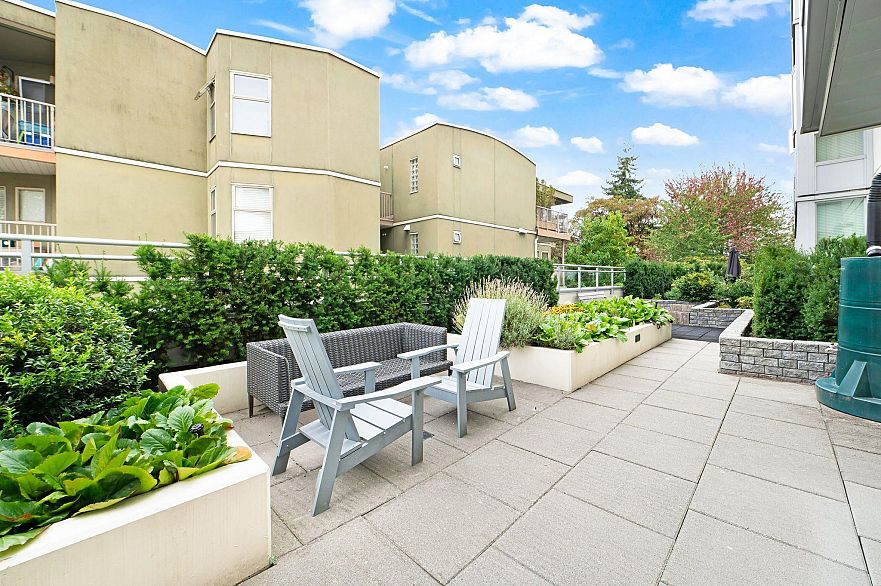 302 1808 W 3rd Avenue