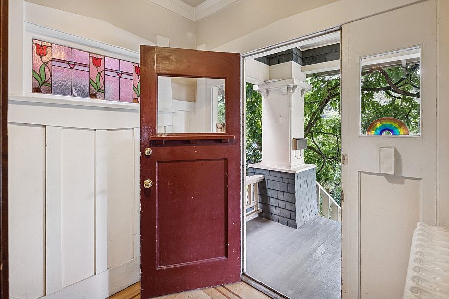 2239 Stephens Street