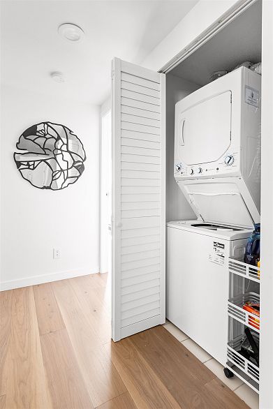 903 789 Jervis Street