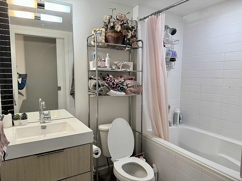 512 1325 Rolston Street