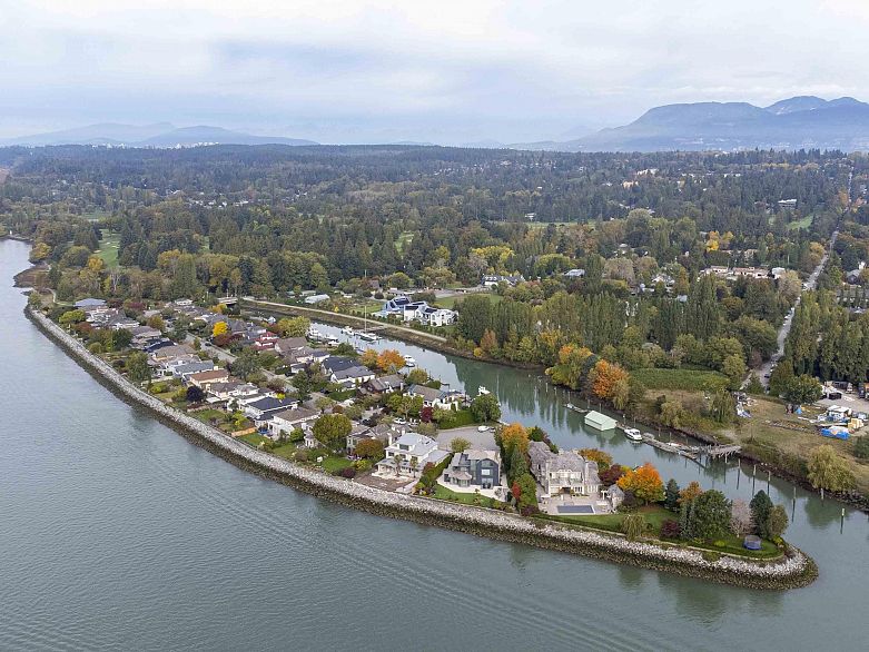 7520 Balaclava Street