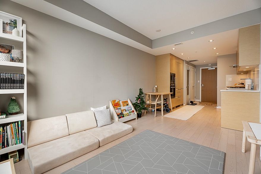 301 505 W 30th Avenue