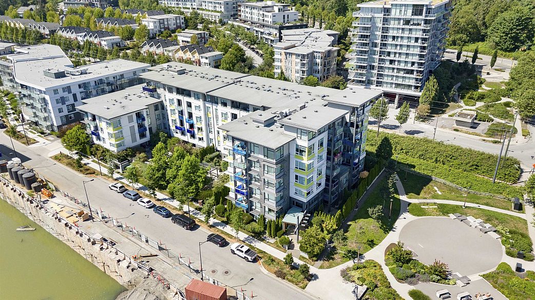 214 3289 Riverwalk Avenue