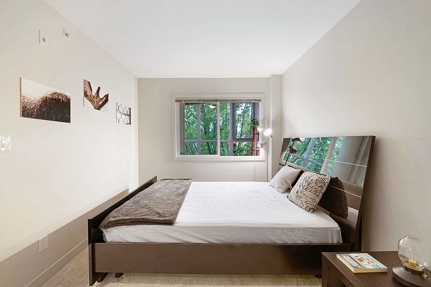 302 1808 W 3rd Avenue