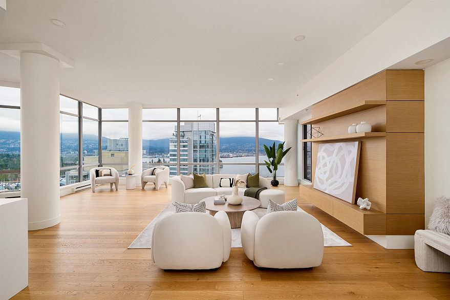 2901 1228 W Hastings Street