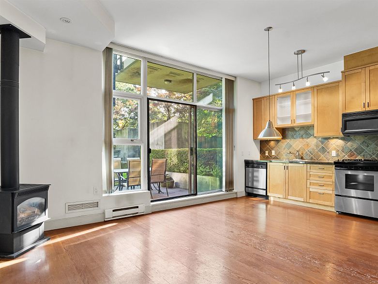 110 8988 Hudson Street