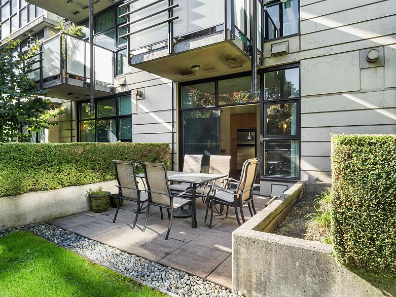 110 8988 Hudson Street