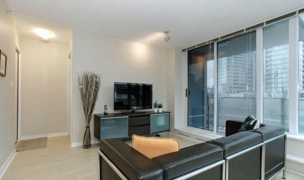 801 188 Keefer Place