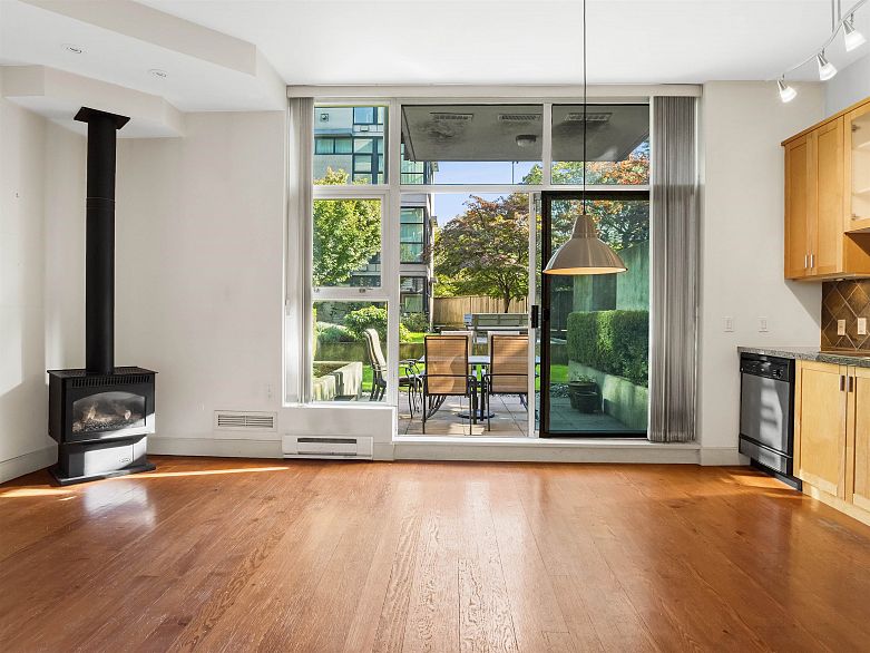 110 8988 Hudson Street