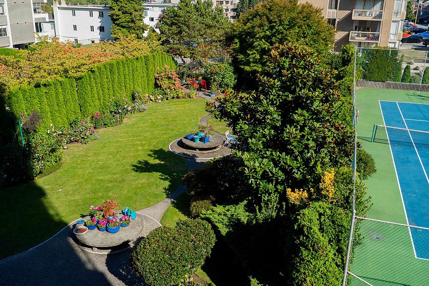 304 2370 W 2nd Avenue