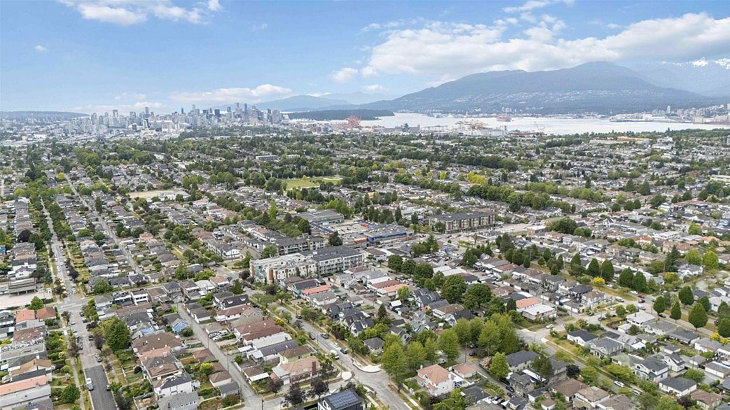 PH8 1838 Renfrew Street