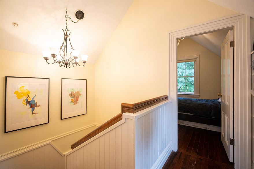 1119 Pendrell Street