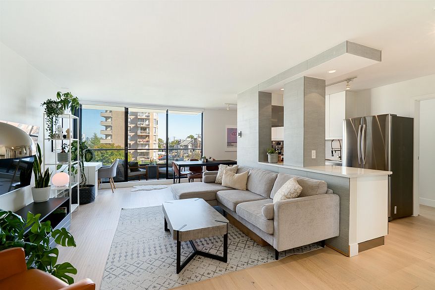 304 2370 W 2nd Avenue