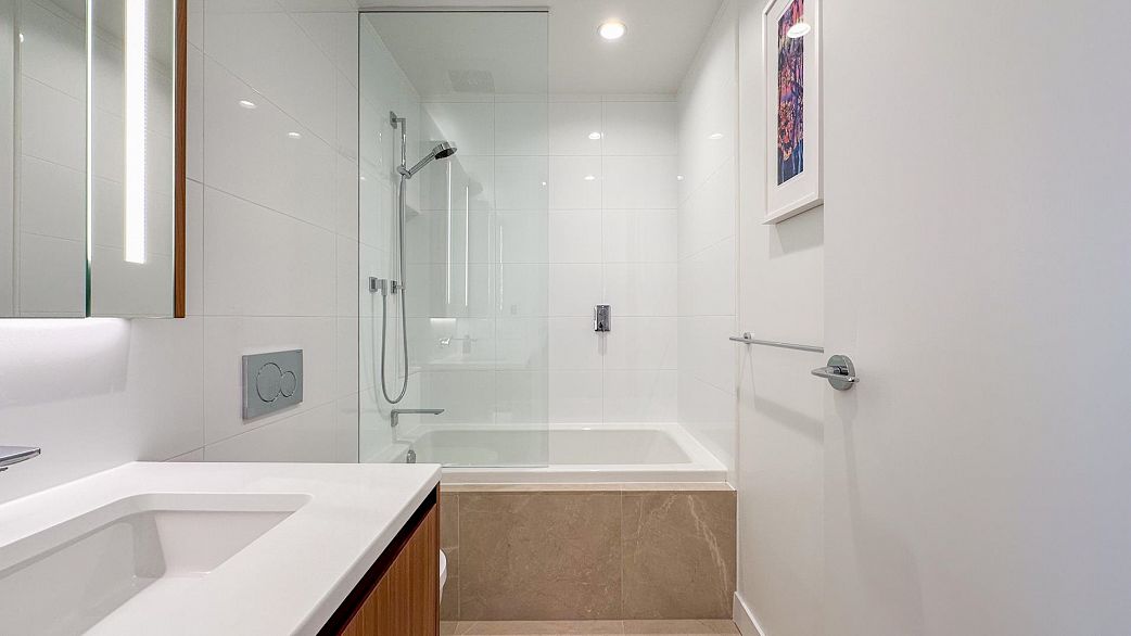 2301 885 Cambie Street