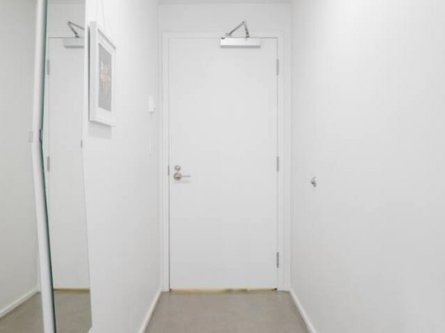 701 219 E Georgia Street