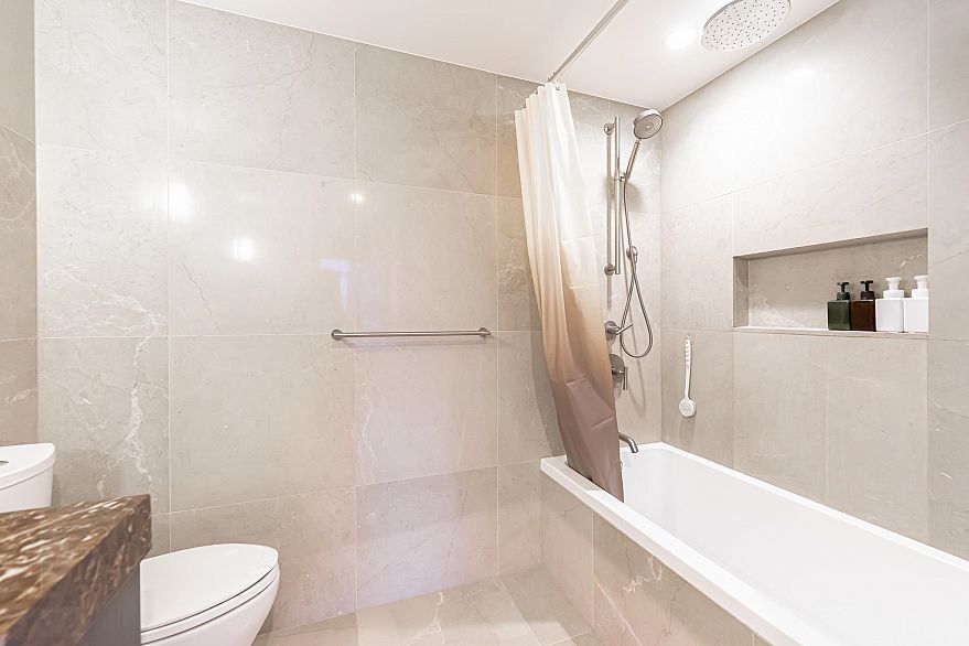 1502 1335 Howe Street