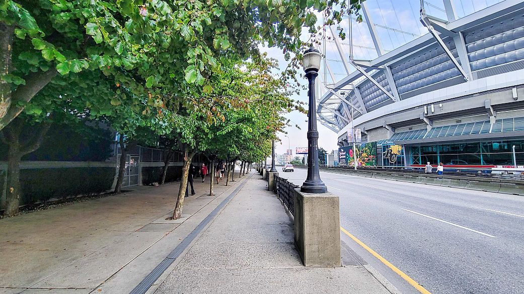 2506 111 W Georgia Street