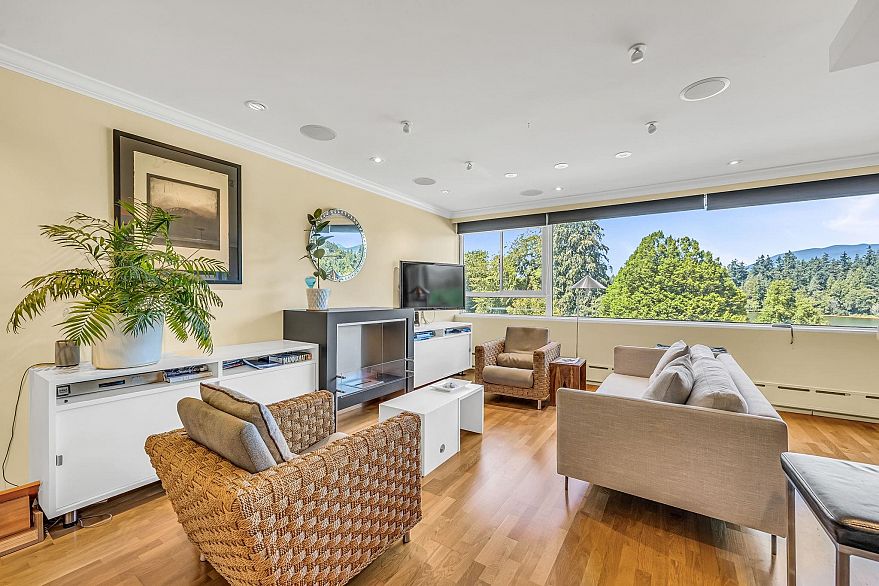 104 710 Chilco Street