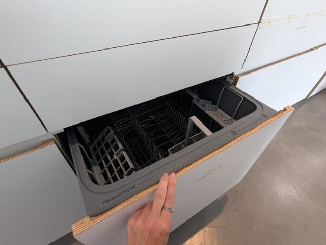 701 219 E Georgia Street