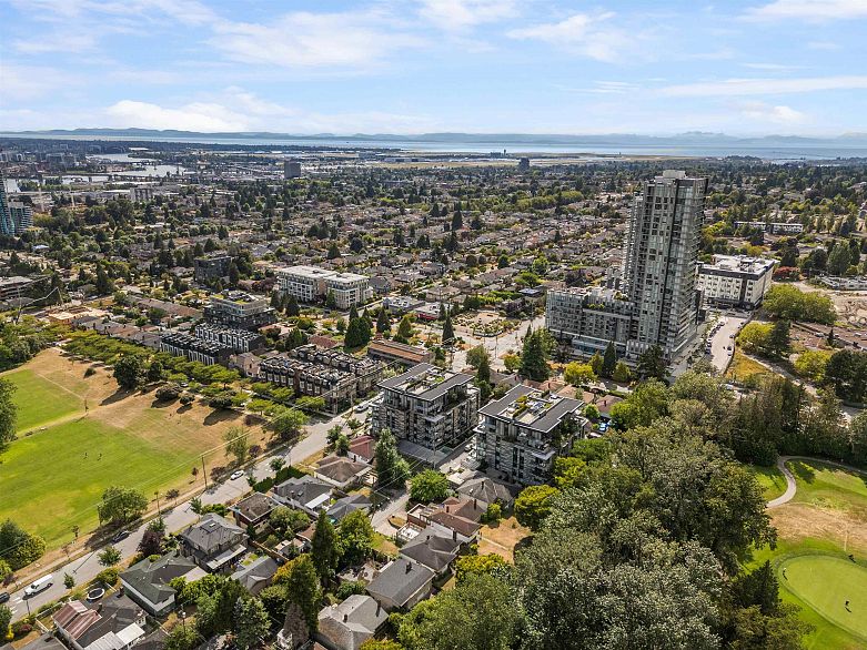 106 477 W 59th Avenue