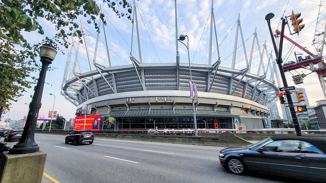 2506 111 W Georgia Street