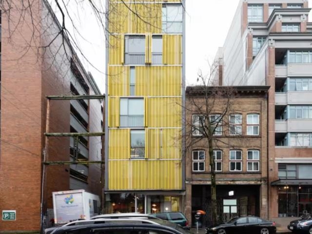 701 219 E Georgia Street