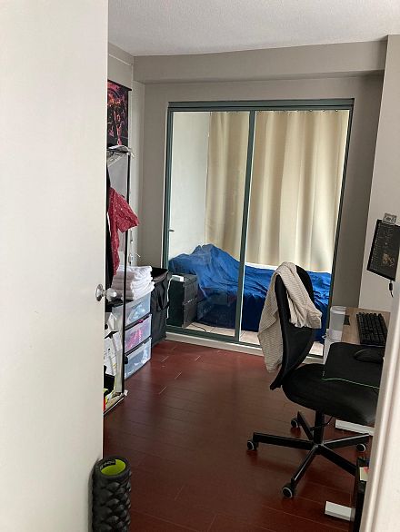 2402 1188 Howe Street