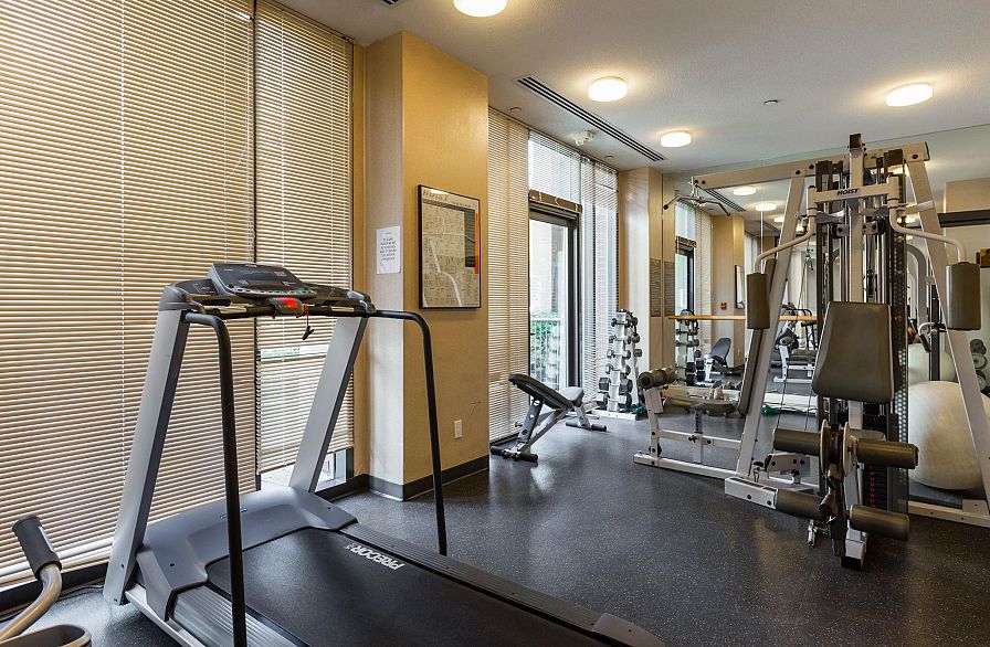 15D 139 Drake Street