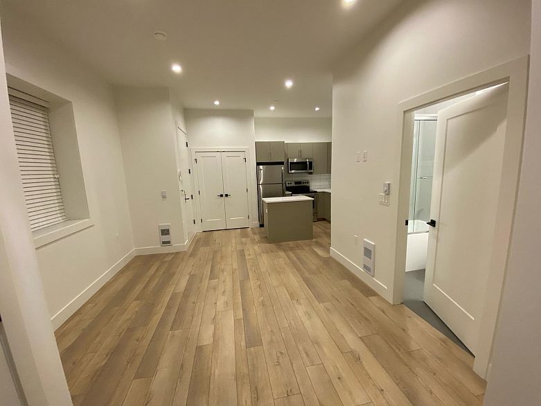 1633 SE Marine Drive