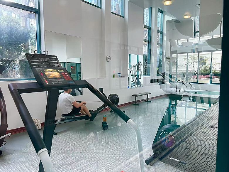 1706 1238 Melville Street