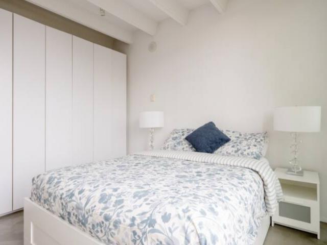 701 219 E Georgia Street