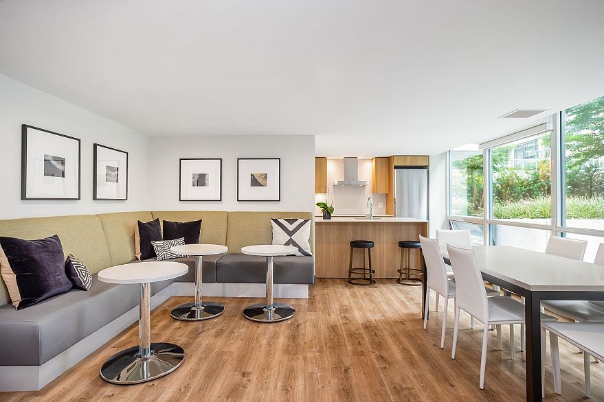 607 1788 Columbia Street