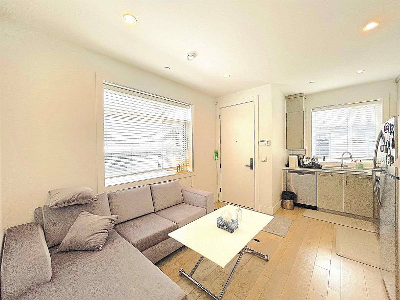 1633 SE Marine Drive