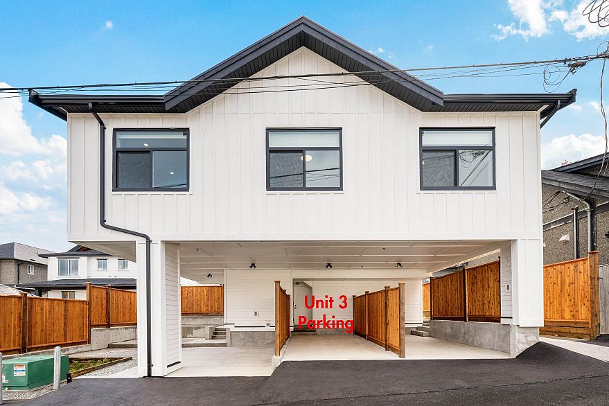 3 3065 Charles Street