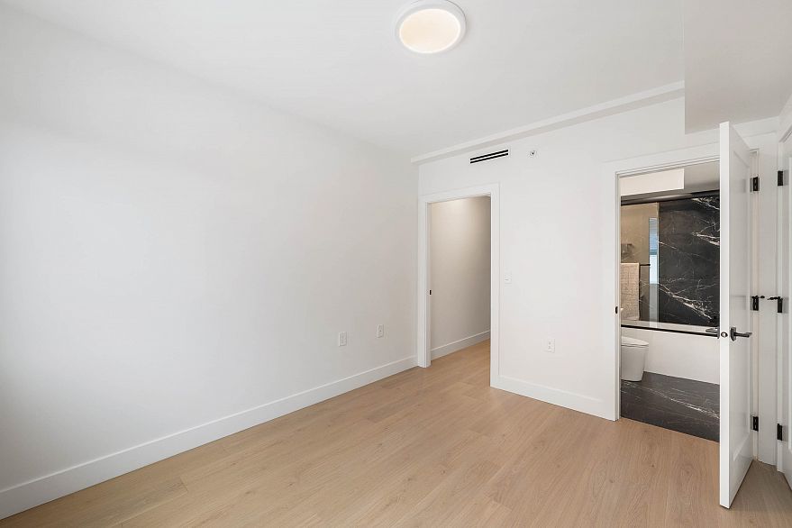 3 3065 Charles Street