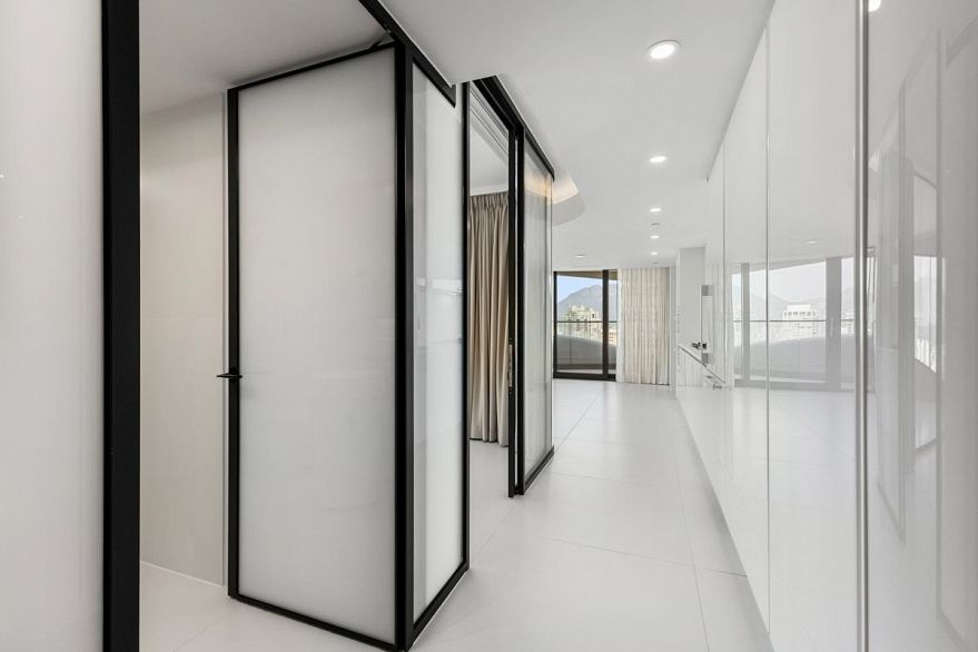 2406 1033 Nelson Street