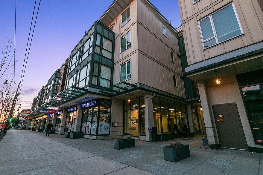 PH3 2239 Kingsway Street