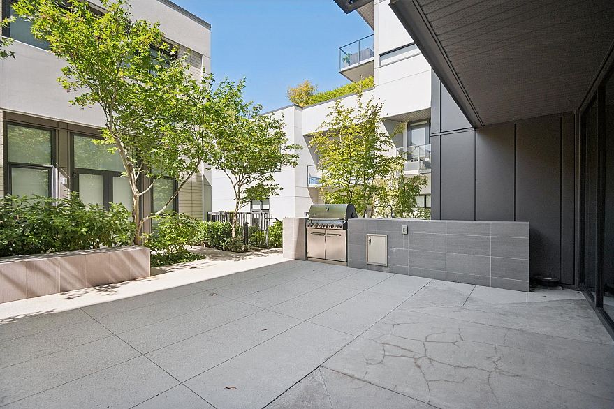 510 4427 Cambie Street