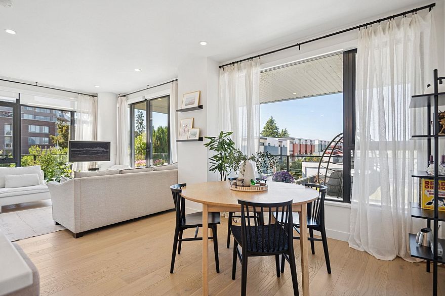 510 4427 Cambie Street