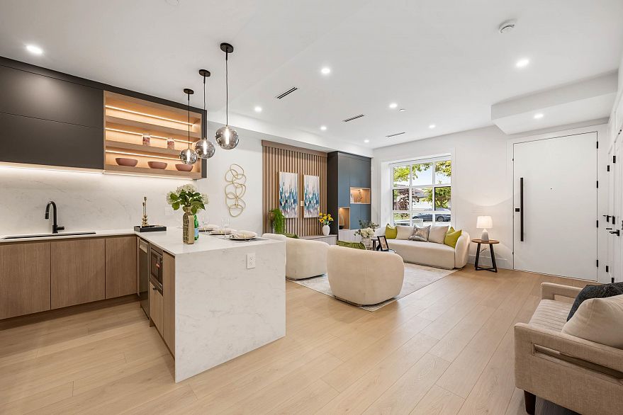 1 3065 Charles Street