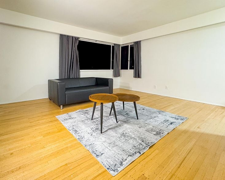 201 1925 NELSON STREET, Vancouver BC V6G 1N3