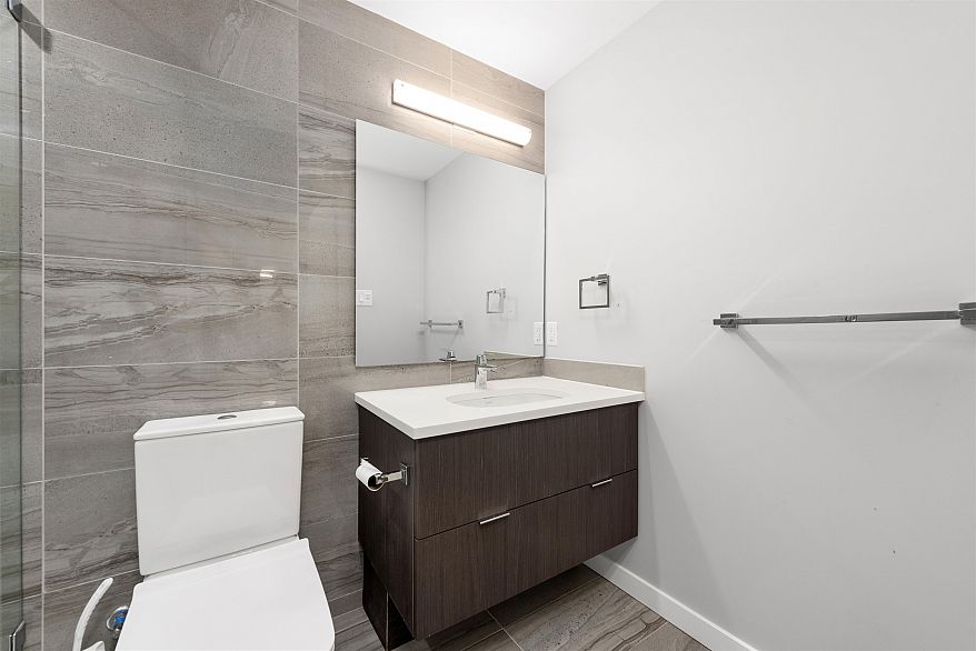 309 2888 Cambie Street