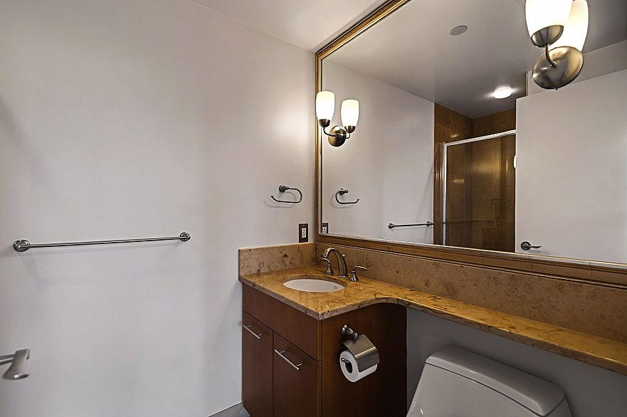 1503 323 Jervis Street